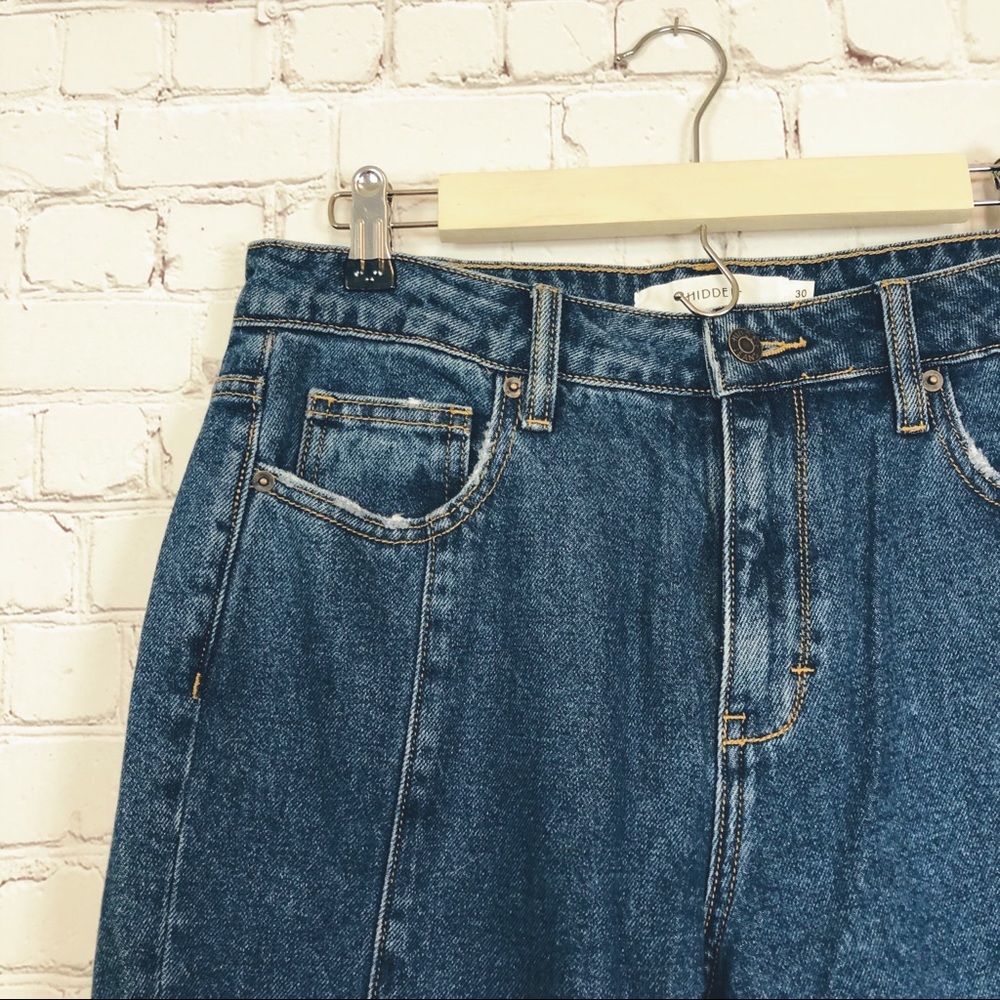 Hidden split hem front seam mom jeans